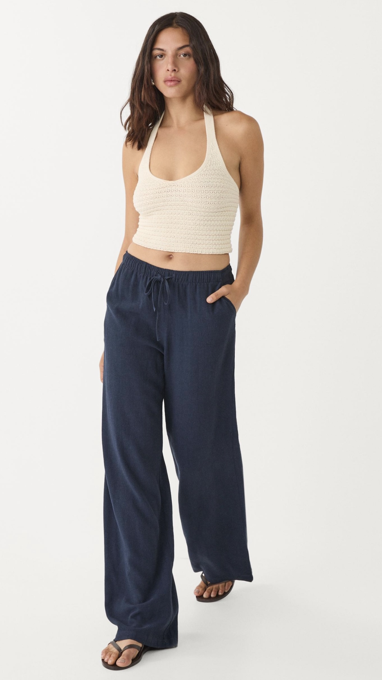 LANGE FLIEßENDE STOFFHOSE  -  22,99€