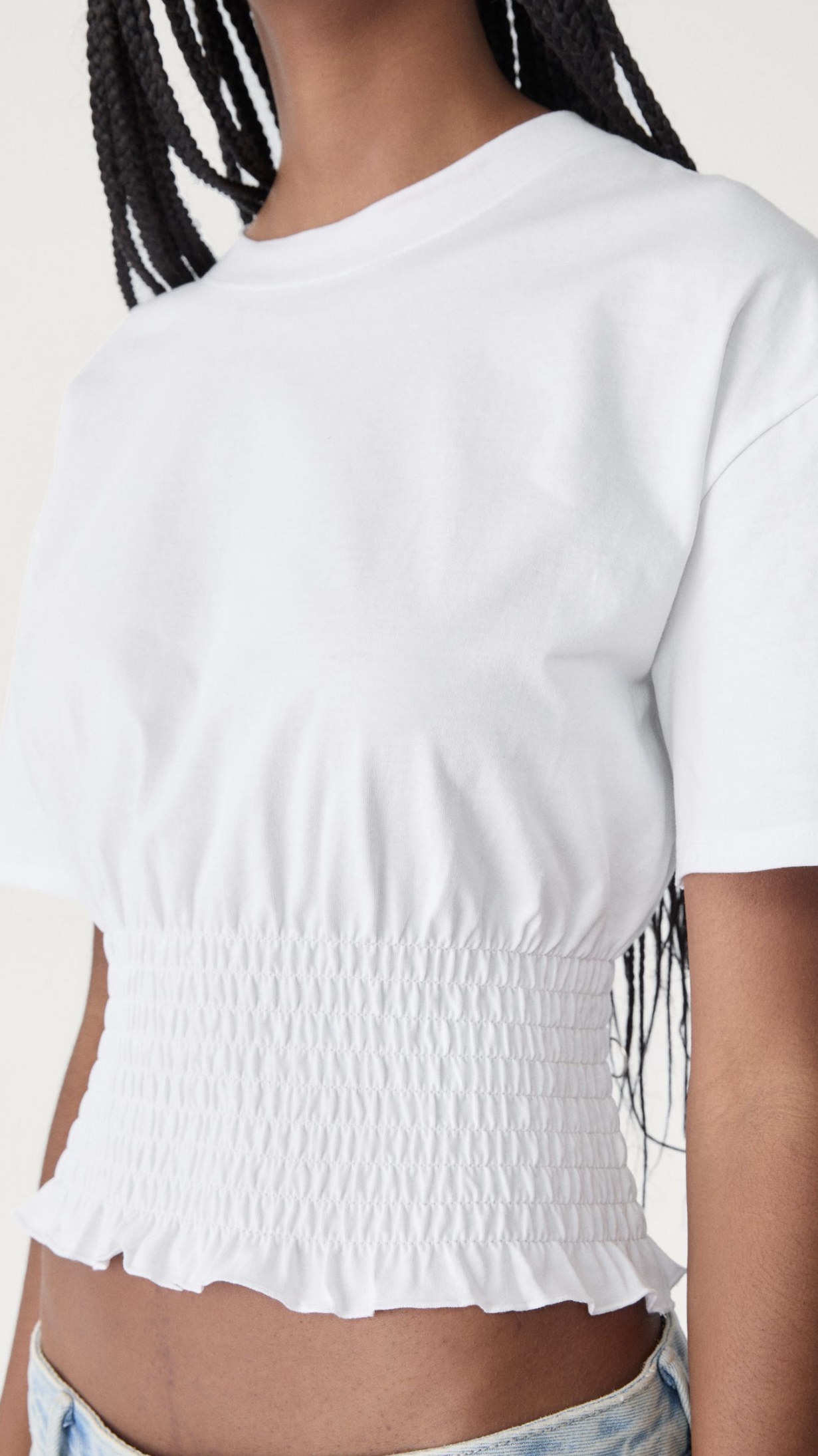 SHIRT MIT GERAFFTEM KÖRPER  -  15,99€