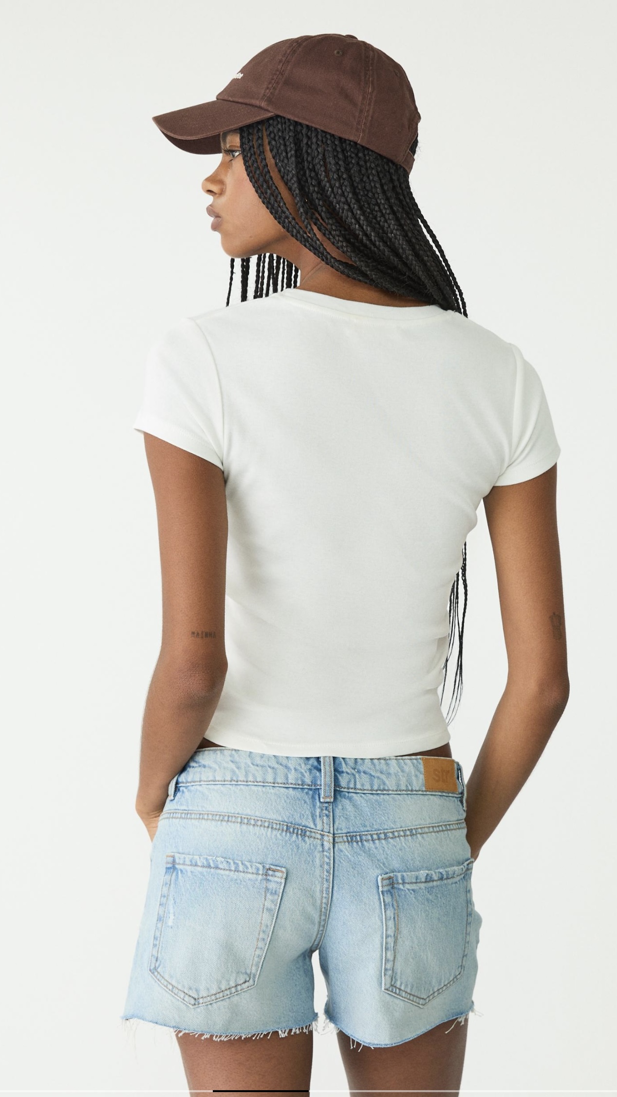 GRAFIK SHIRT  -  12,99€