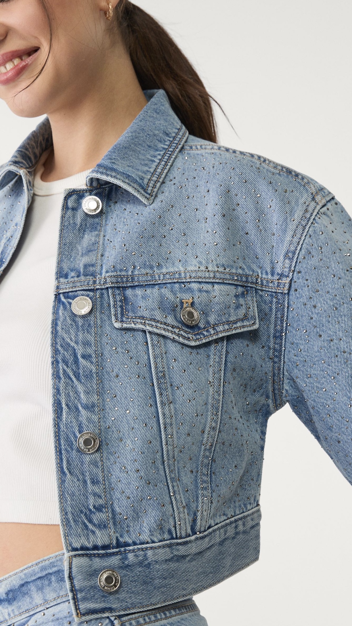 JEANSJACKE MIT GLITZER  -  55,99€